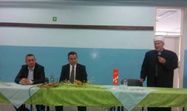 Održana tribina pod nazivom "Neki aspekti duhovnog odgoja u životu muslimana"