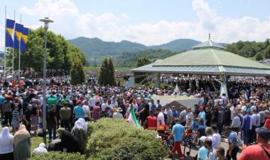 U Potočarima klanjana dženaza za 35 žrtava Genocida