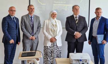 Naša muallima, hfz. Selma Hodžić odbranila magistarski rad