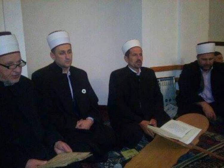 U Lugovima pročen mevlud u povodu mubarek noći Lejle-i-berata