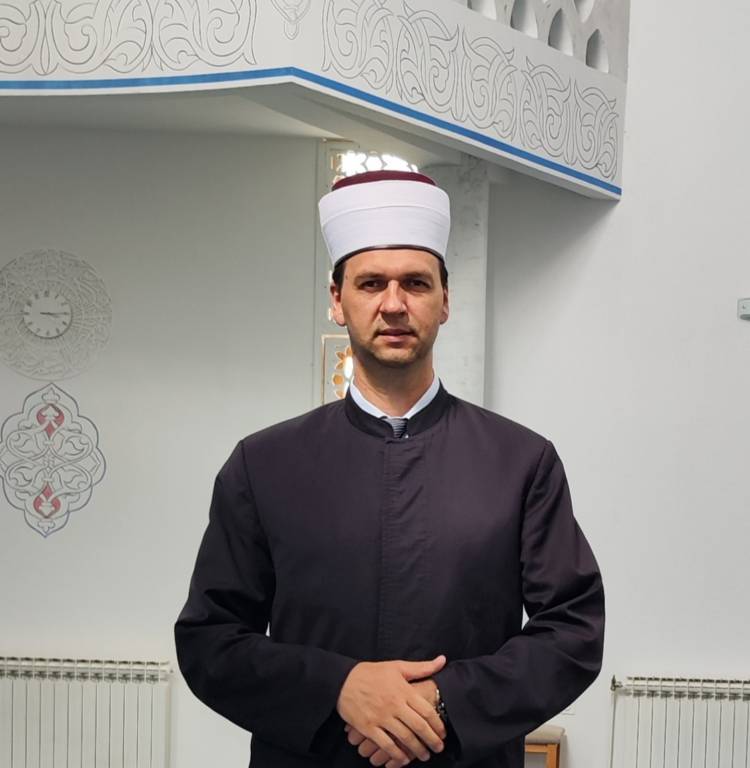 Sjednica Muftijstva travničkog: hfz. dr. Adnan-ef. Srebrenica najbolji muallim na Muftiluku